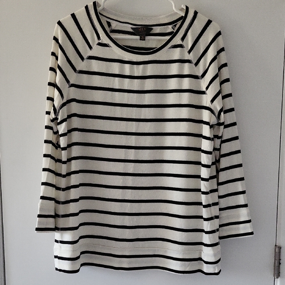 Striped Black and White Women's Sweater
